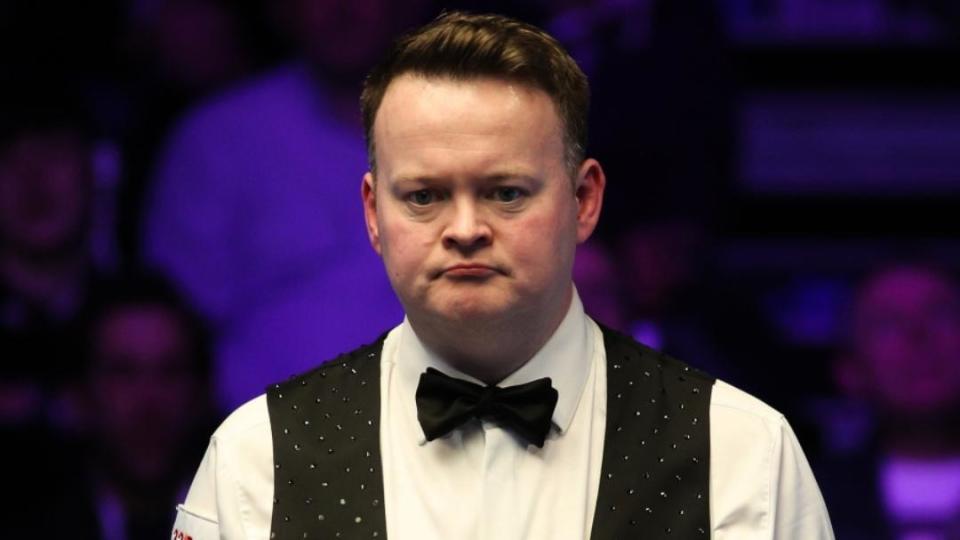 员感到沮丧, 季的每场比